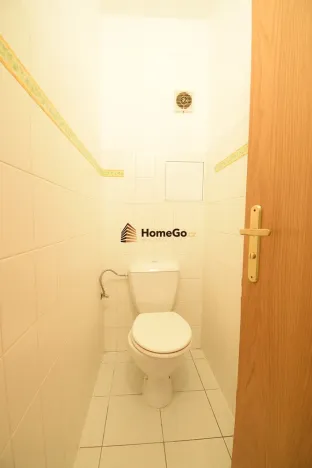 Pronájem bytu 1+kk, Praha - Troja, K Haltýři, 51 m2