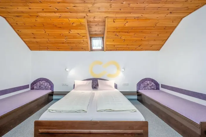 Prodej ubytování, Český Krumlov, Rooseveltova, 391 m2