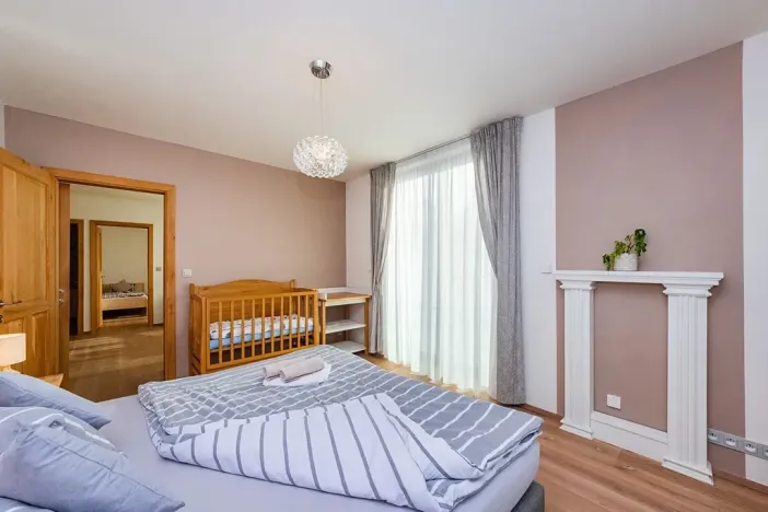 Prodej rodinného domu, Ohrobec, Vřesová, 199 m2