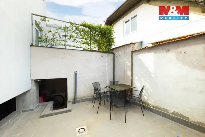 Prodej bytu 2+1, Brno - Černovice, Šestákova, 51 m2