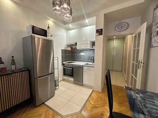 Pronájem bytu 1+kk, Jablonec nad Nisou, Erbenova, 27 m2