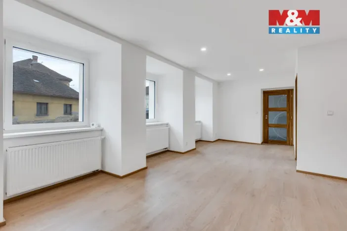 Prodej bytu 3+kk, Lochovice, 59 m2