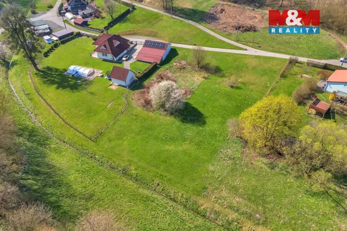 Prodej pozemku pro bydlení, Janov, 803 m2