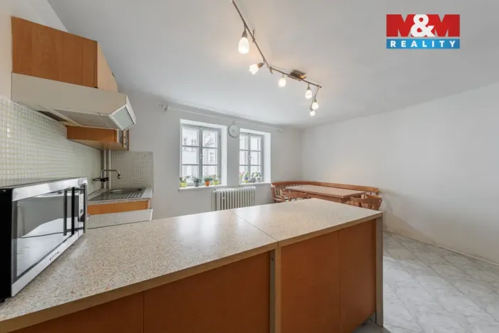 Prodej rodinného domu, Cheb, Kostelní náměstí, 148 m2