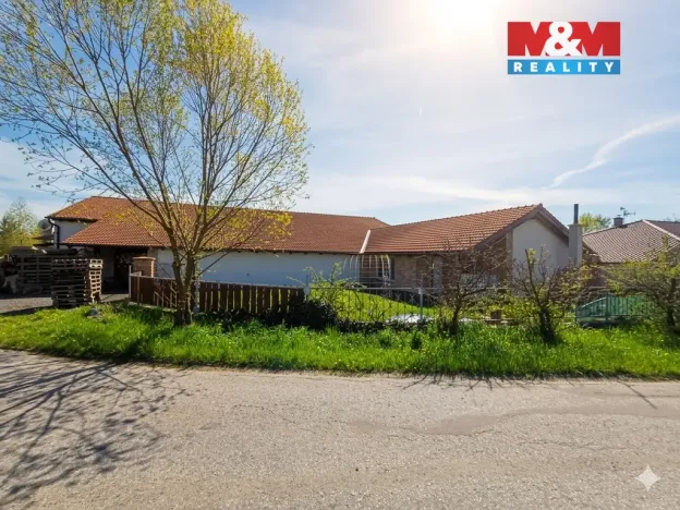 Pronájem skladu, Holice - Roveňsko, 1219 m2