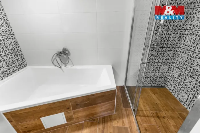 Prodej rodinného domu, Peruc - Černochov, 288 m2