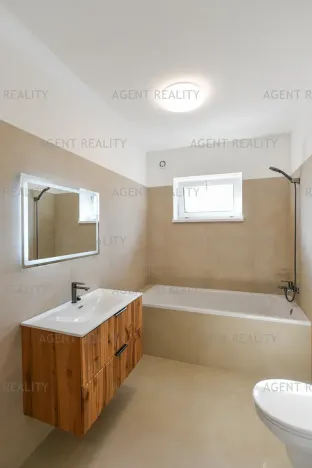 Prodej rodinného domu, Slaný, 156 m2