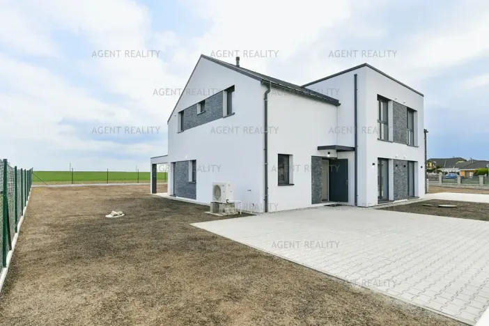 Prodej rodinného domu, Slaný, 156 m2