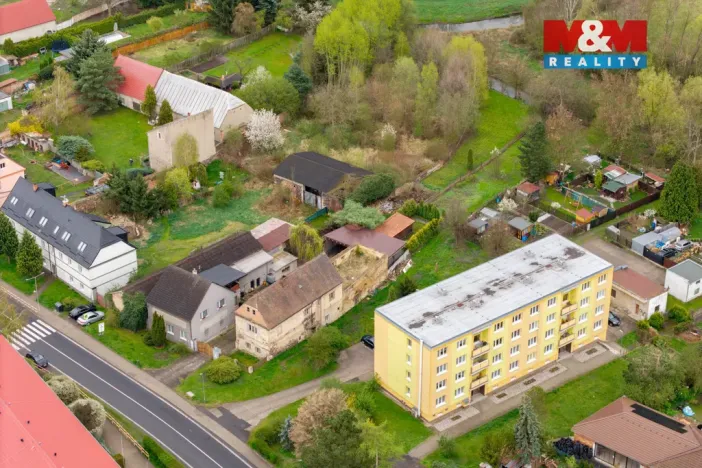 Prodej rodinného domu, Hostomice, Školní náměstí, 150 m2