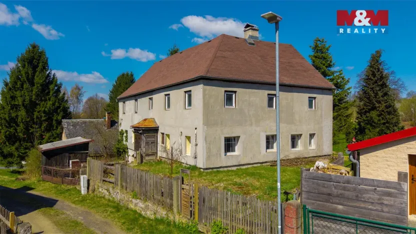 Prodej rodinného domu, Mikulášovice, 180 m2