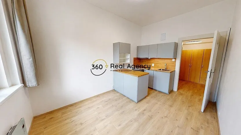 Pronájem bytu 2+kk, Praha - Nusle, V zálomu, 46 m2