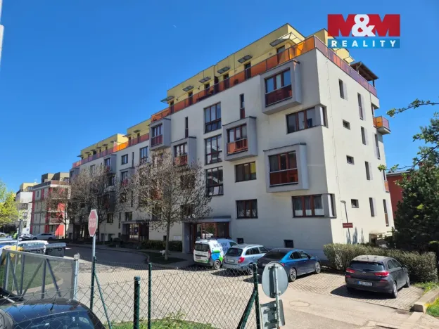 Prodej bytu 1+kk, Beroun - Beroun-Město, Nad Paloučkem, 38 m2