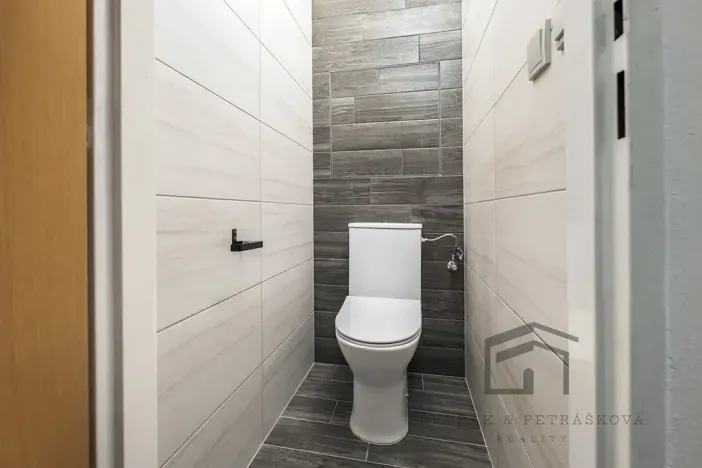 Pronájem bytu 2+kk, Praha - Kunratice, Jana Růžičky, 45 m2