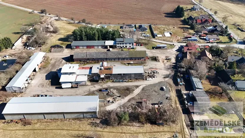 Prodej zemědělského objektu, Třebihošť, 1070 m2