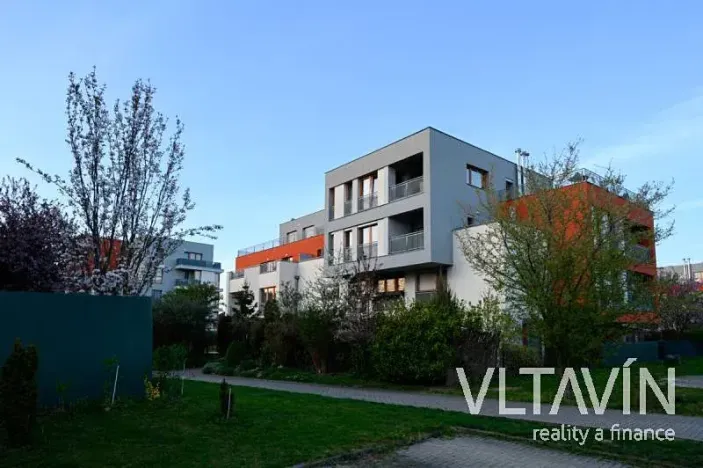 Pronájem bytu 3+kk, Praha - Pitkovice, Holubinková, 80 m2