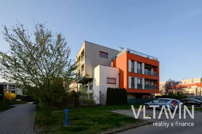 Pronájem bytu 3+kk, Praha - Pitkovice, Holubinková, 80 m2