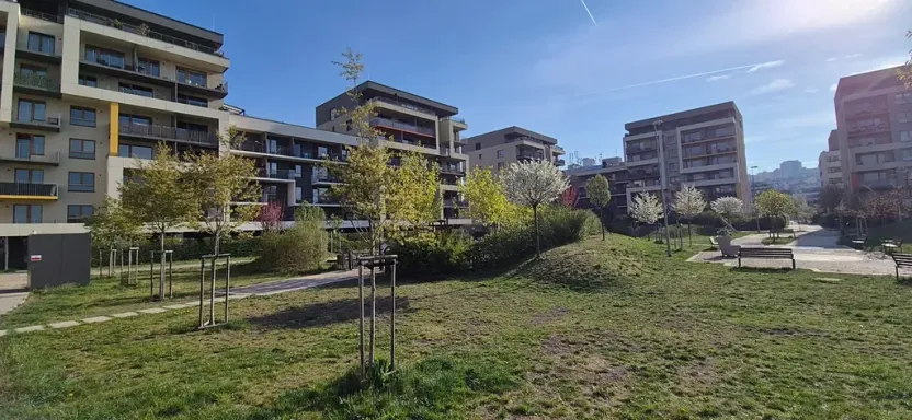 Pronájem bytu 2+kk, Praha - Modřany, Komořanská, 50 m2