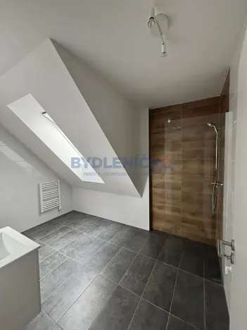 Prodej bytu 2+kk, Dvory nad Lužnicí, 60 m2