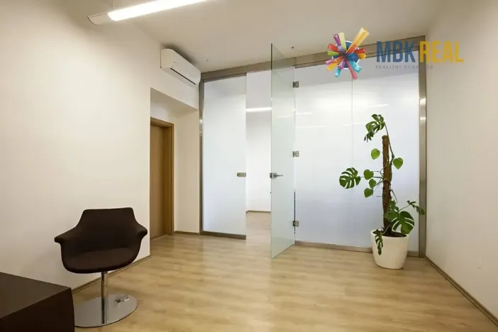 Pronájem kanceláře, Brno, Jakubské náměstí, 71 m2