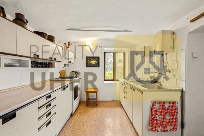 Prodej rodinného domu, Lhotka, 184 m2