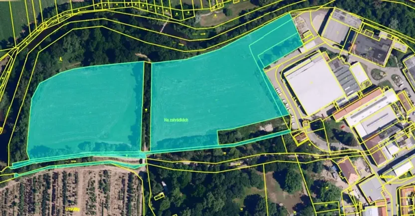 Dražba pozemku, Ivančice, 41823 m2