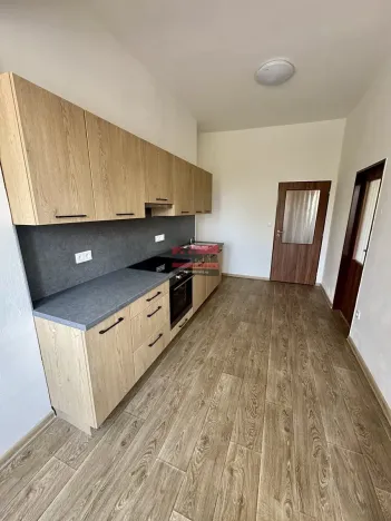 Pronájem bytu 2+1, Tábor, 58 m2