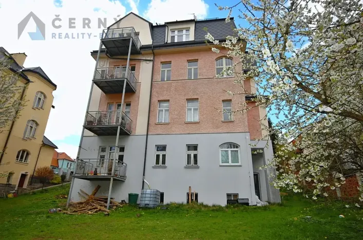 Pronájem bytu 2+kk, Liberec, Zborovská, 70 m2