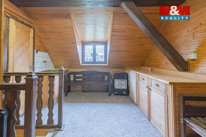 Prodej rodinného domu, Zavlekov, 183 m2