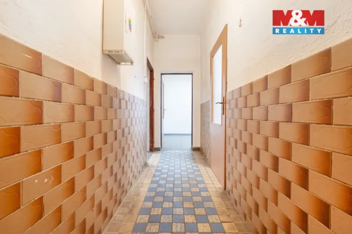 Pronájem výrobních prostor, Domažlice - Bezděkovské Předměstí, Masarykova, 770 m2