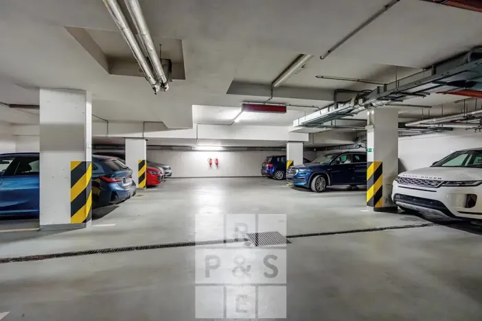 Pronájem bytu 2+kk, Praha - Vysočany, Jana Přibíka, 62 m2