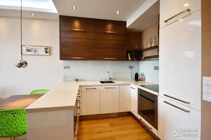 Pronájem bytu 2+kk, Praha - Hlubočepy, Geologická, 41 m2