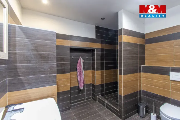 Prodej obchodního prostoru, Ostrava - Hulváky, Varšavská, 140 m2