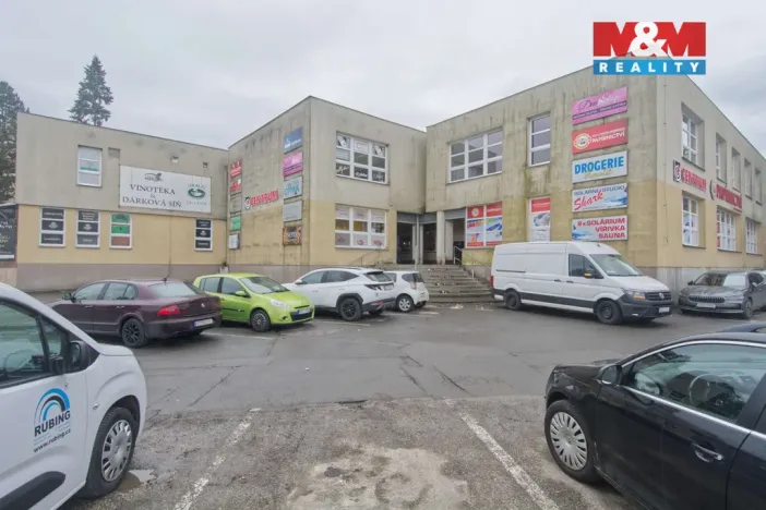 Pronájem obchodního prostoru, Orlová - Lutyně, Masarykova třída, 69 m2