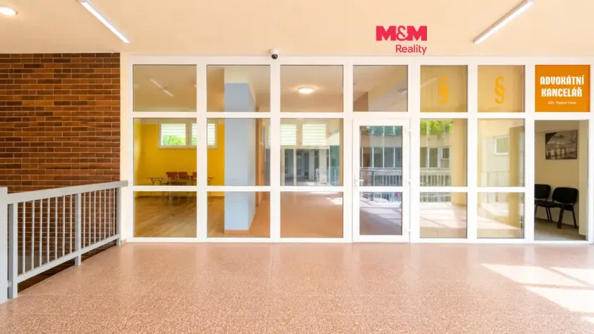 Pronájem obchodního prostoru, Orlová - Lutyně, Masarykova třída, 69 m2