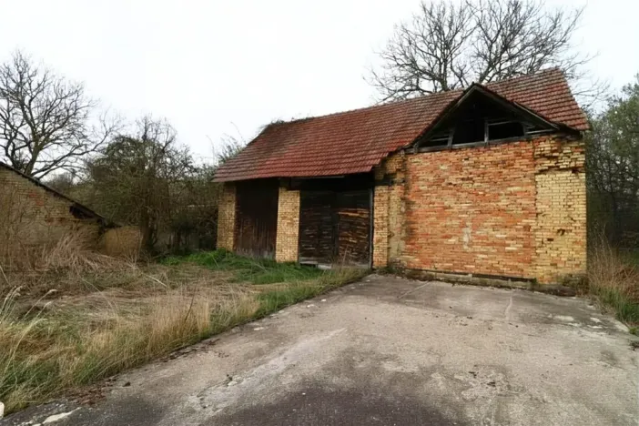 Prodej pozemku pro bydlení, Kožušice, 815 m2