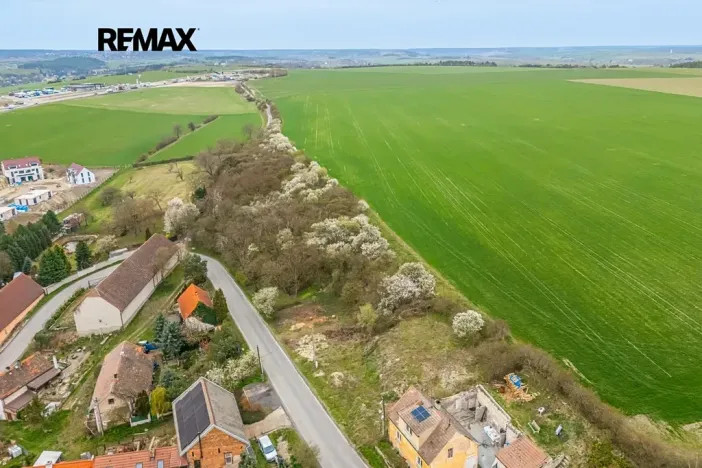 Prodej pozemku pro bydlení, Slaný, 778 m2