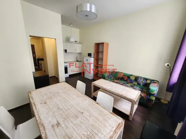 Pronájem bytu 2+kk, Praha - Holešovice, Kamenická, 42 m2