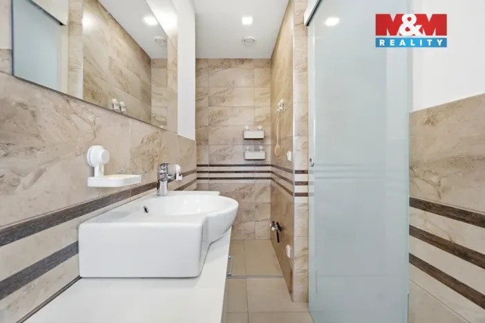 Prodej rodinného domu, Nový Bor, Jabloňová, 243 m2