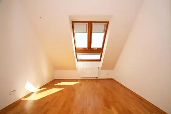 Pronájem bytu 5+1, Praha - Smíchov, Štefánikova, 168 m2