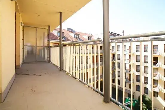 Pronájem kanceláře, Praha - Smíchov, Štefánikova, 168 m2