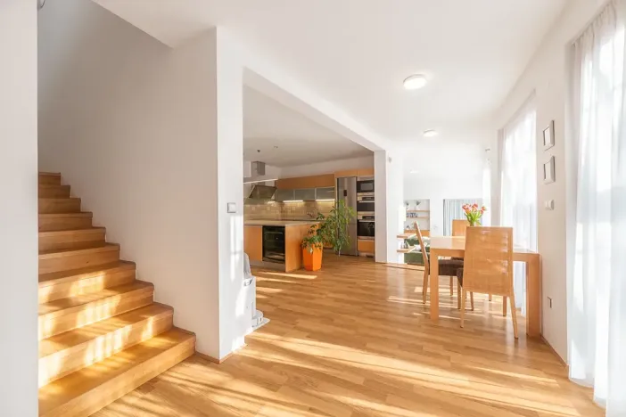 Prodej rodinného domu, Zlín, U Hřiště, 415 m2