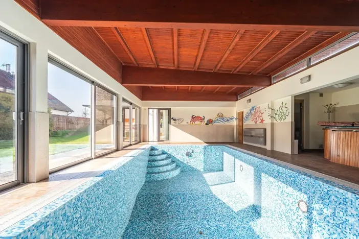 Prodej rodinného domu, Zlín, U Hřiště, 415 m2