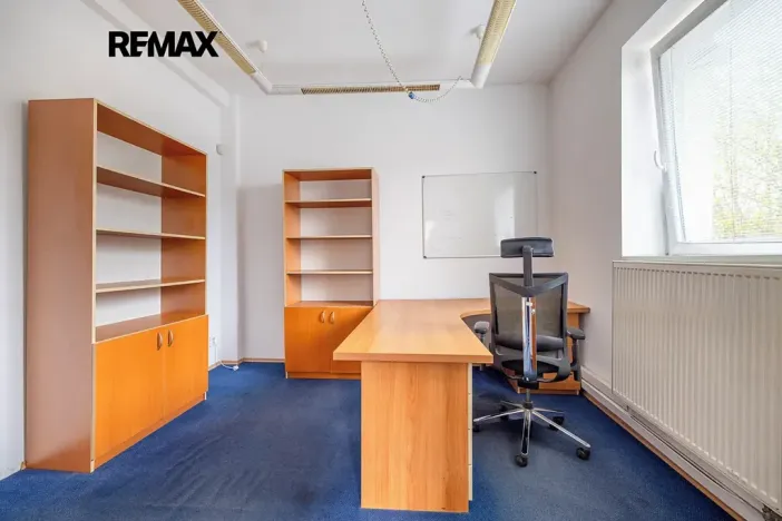 Pronájem výrobních prostor, Rudná, Masarykova, 1270 m2