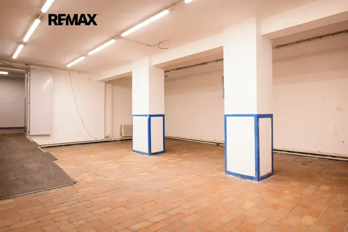 Pronájem výrobních prostor, Rudná, Masarykova, 1270 m2