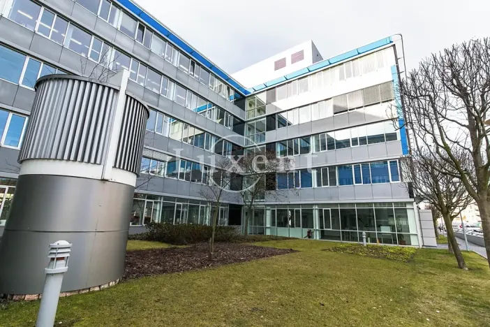 Pronájem kanceláře, Praha - Jinonice, Pekařská, 393 m2