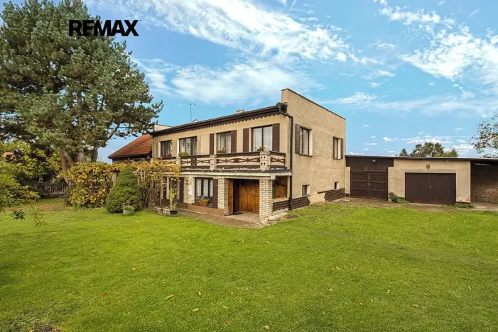 Prodej rodinného domu, Zlosyň, 307 m2