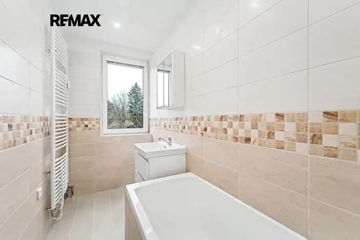 Prodej bytu 4+1, Týnec nad Sázavou, Na Hlinkách, 85 m2