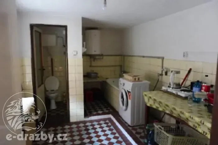 Dražba rodinného domu, Běšiny, 121 m2