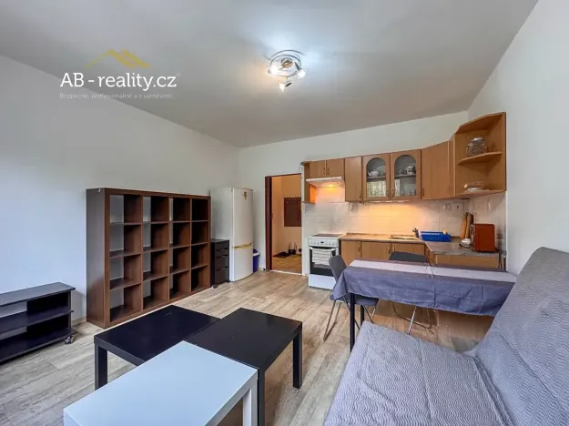 Pronájem bytu 2+kk, Teplice, Habrová, 43 m2