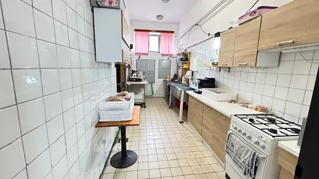 Pronájem obchodního prostoru, Hulín, Višňovce, 402 m2